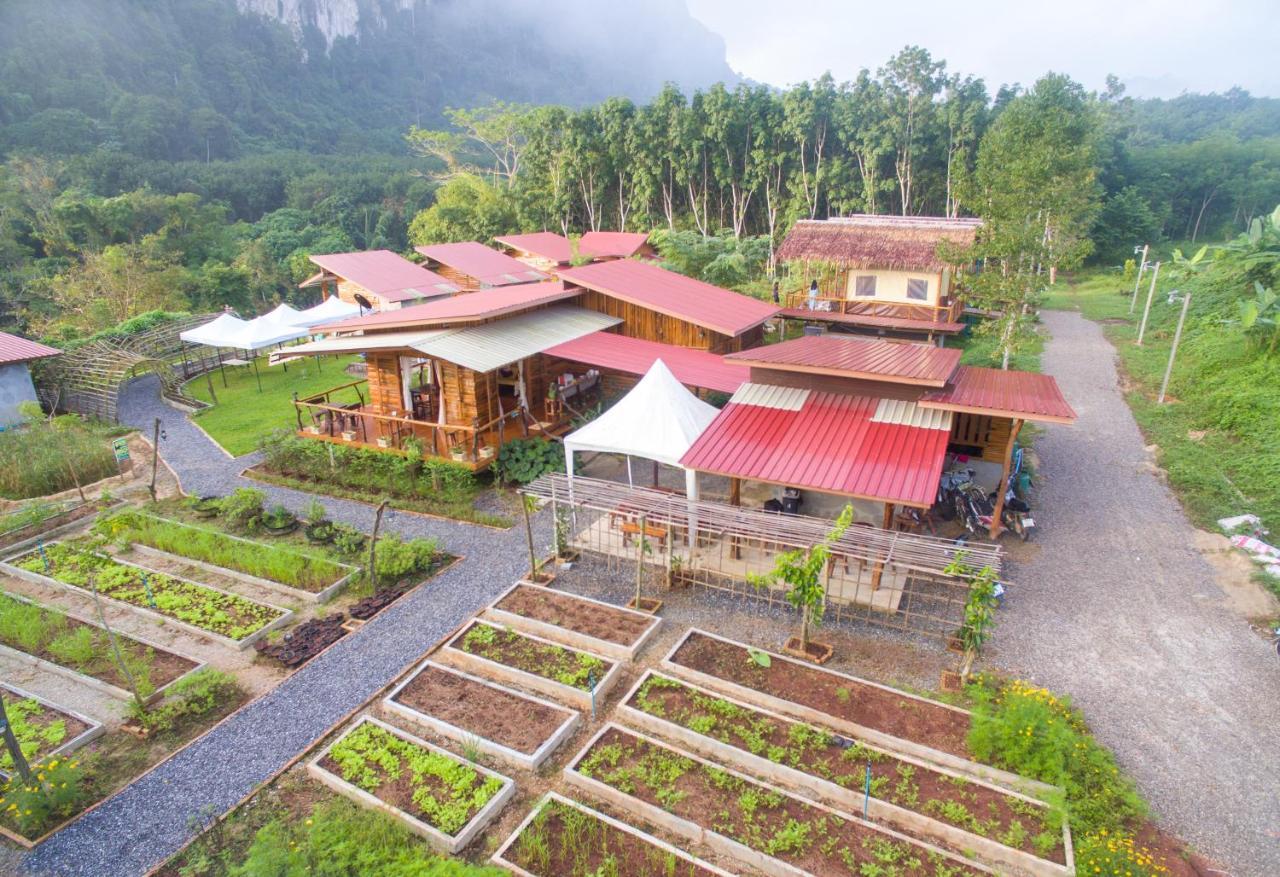 Bansuanphutarn Hotel Ban Pha Saeng Lang Exterior foto