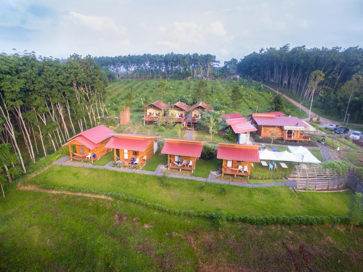 Bansuanphutarn Hotel Ban Pha Saeng Lang Exterior foto