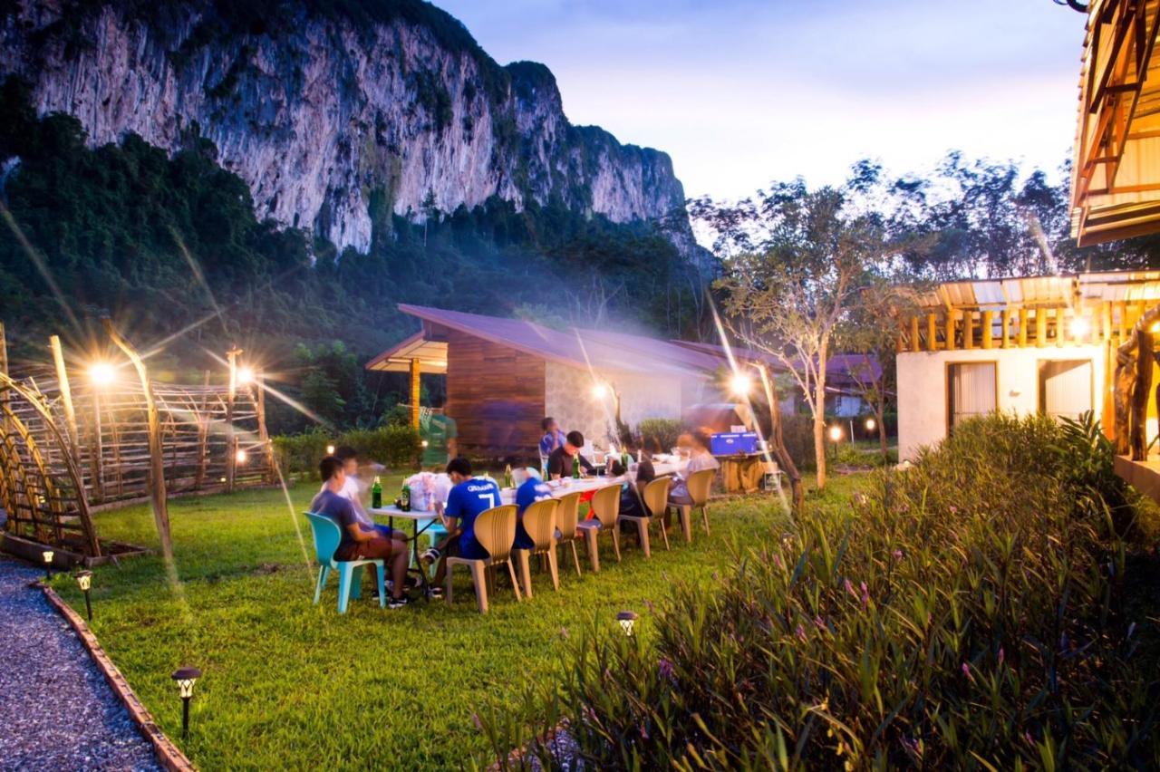 Bansuanphutarn Hotel Ban Pha Saeng Lang Exterior foto