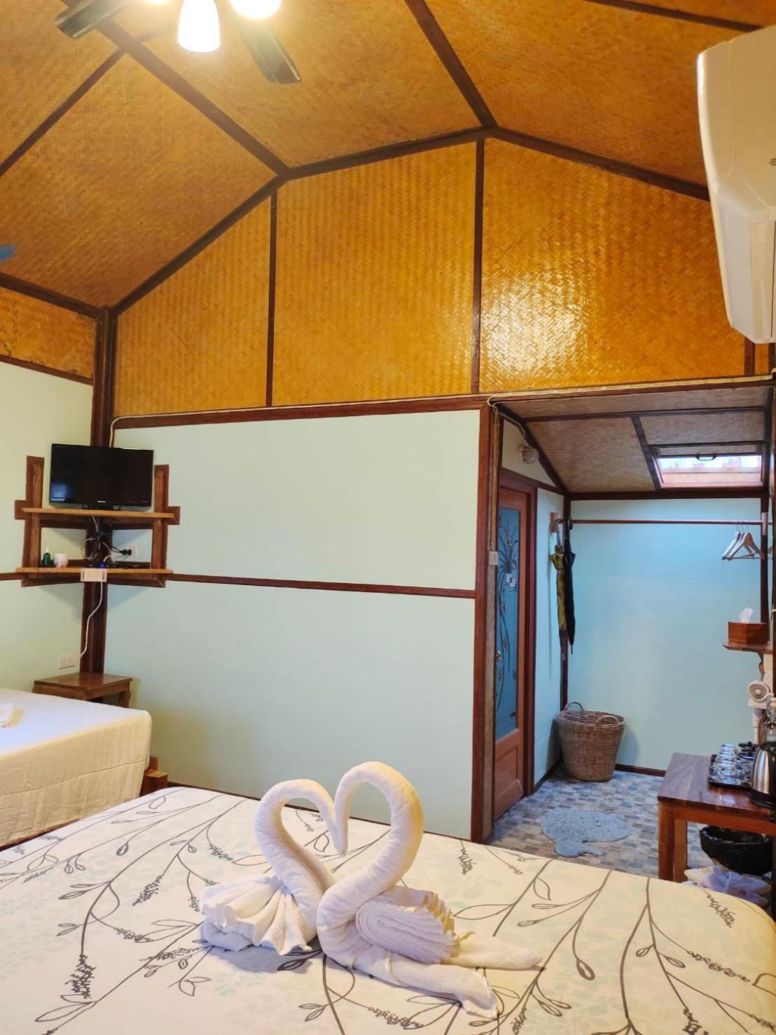 Bansuanphutarn Hotel Ban Pha Saeng Lang Exterior foto